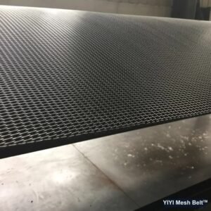 Flattened stainless steel Biscuit Belt surface at YIYI Mesh Belt