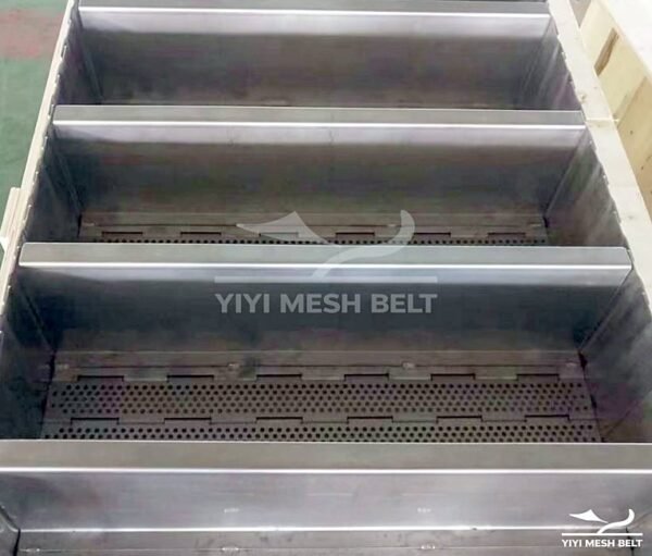 Chain Plate / Plate Link Belt Z-Type Flight
