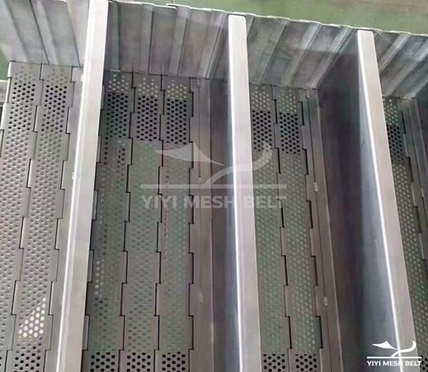 Chain Plate / Plate Link Belt Z-Type Flight