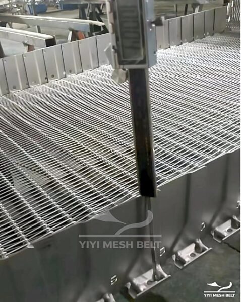 Self-Stacking Belt 100 mm / 3.937 in