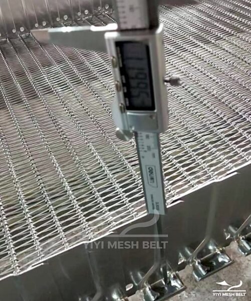 Self-Stacking Belt 120 mm / 4.724 in