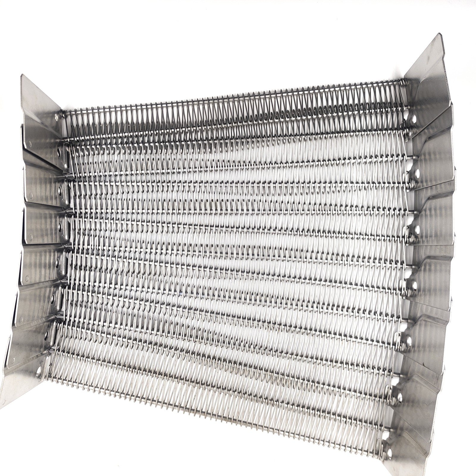 Self-Stacking Belt angle view