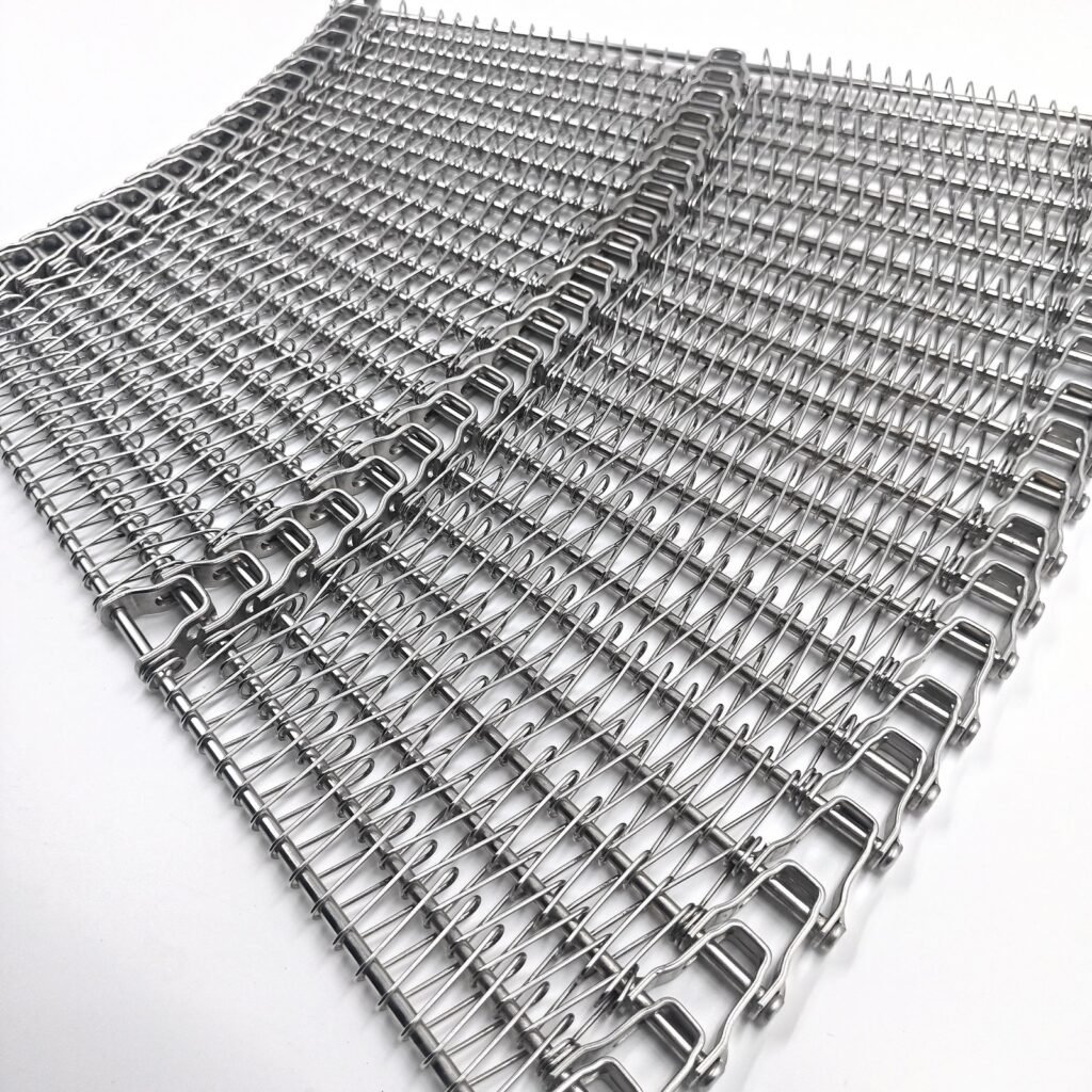 Small Radius Spiral Freezer Belt side links and spiral overlay detail