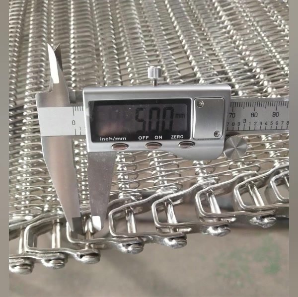 Caliper measurement of a spiral freezer belt cross rod during inspection at YIYI Mesh Belt