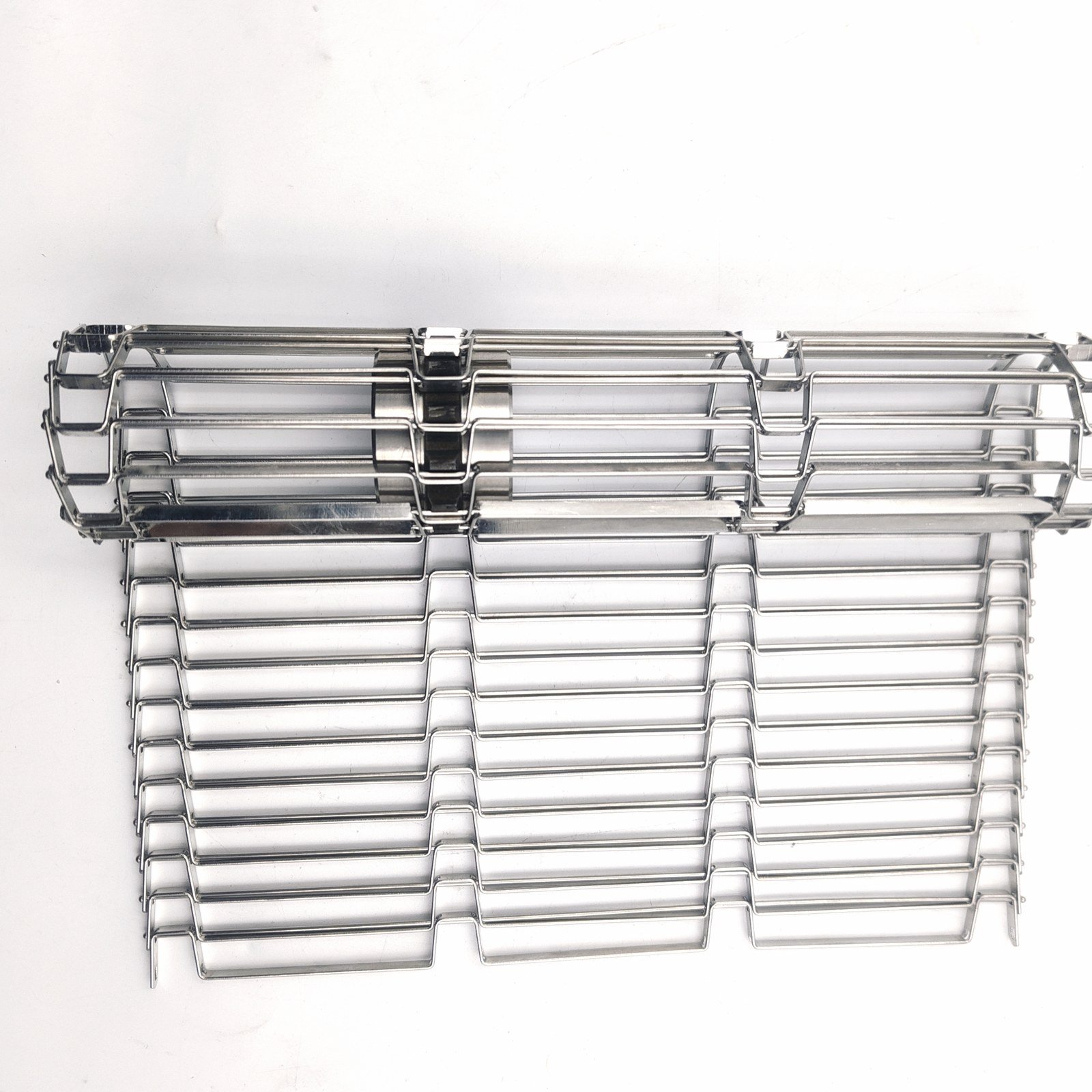 Trapezoidal Mesh Belt drive section on sprocket
