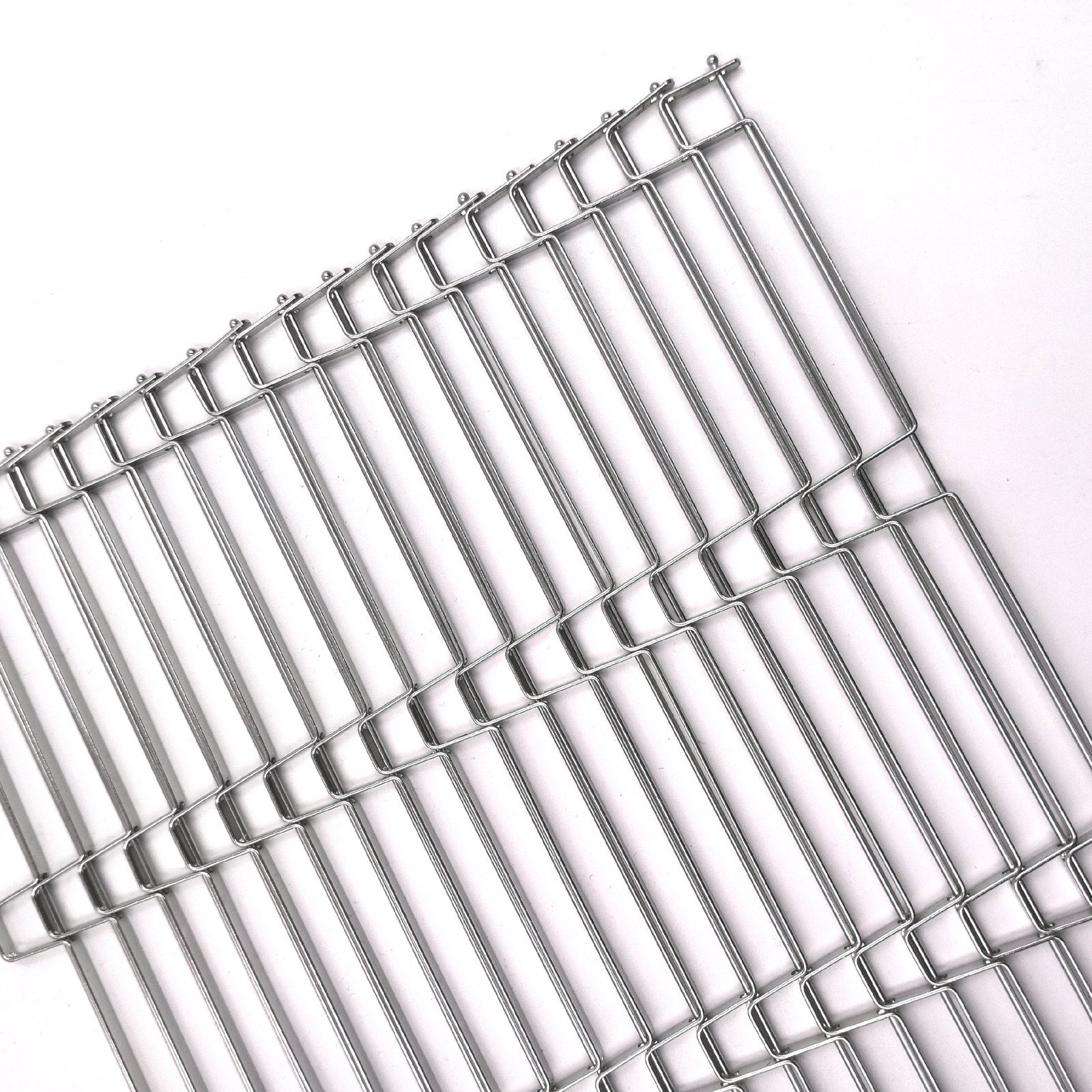 Trapezoidal Mesh Belt edge and links close-up